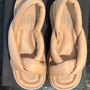 Paloma barcelo wedges sandals